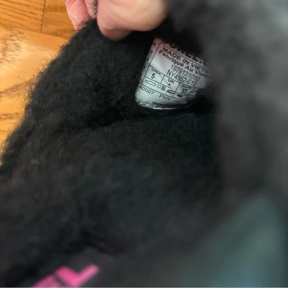 Sorel Nakiska II Slippers Slides Black Iridescent Faux Fur Youth Girls Size 5